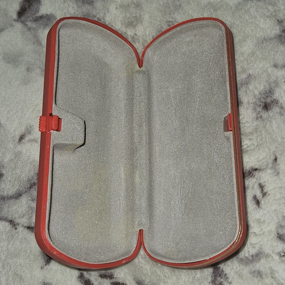 Vintage bugs bunny case